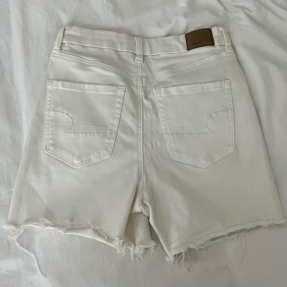 american eagle white denim cut off shorts
